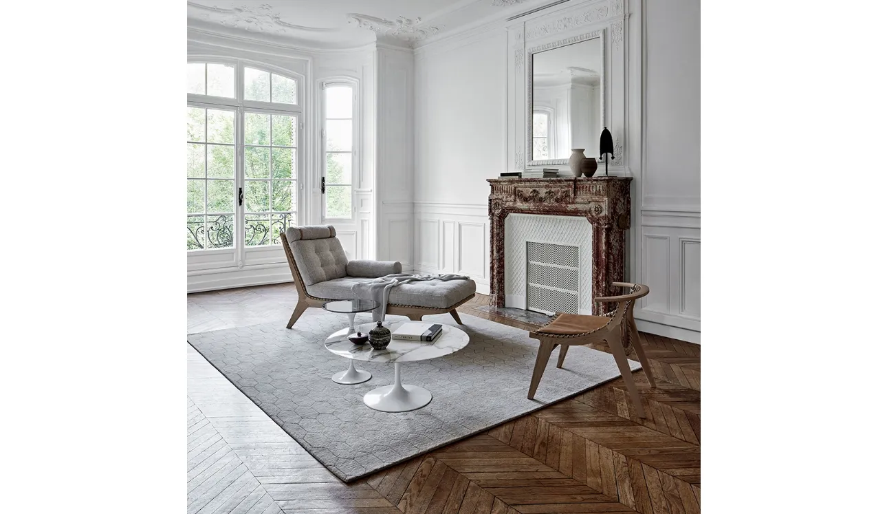 Poltrona Klismos by Knoll Chaise Longue di Knoll