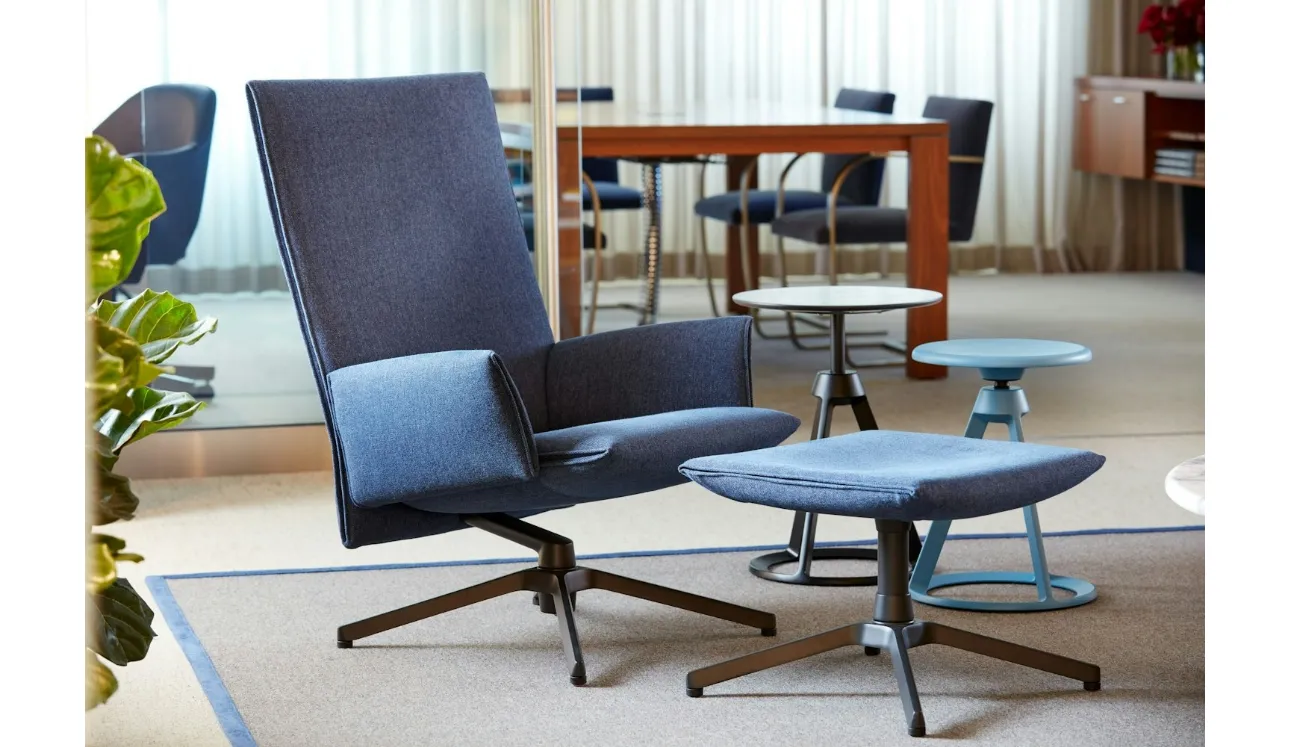 Poltroncina Pilot by Knoll® High Back di Knoll