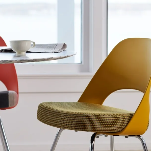 Sedia Saarinen Executive Chair Plastic di Knoll