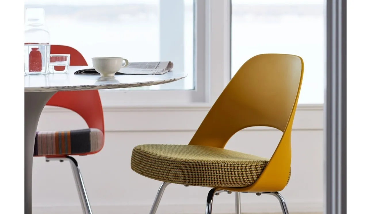 Sedia Saarinen Executive Chair Plastic di Knoll