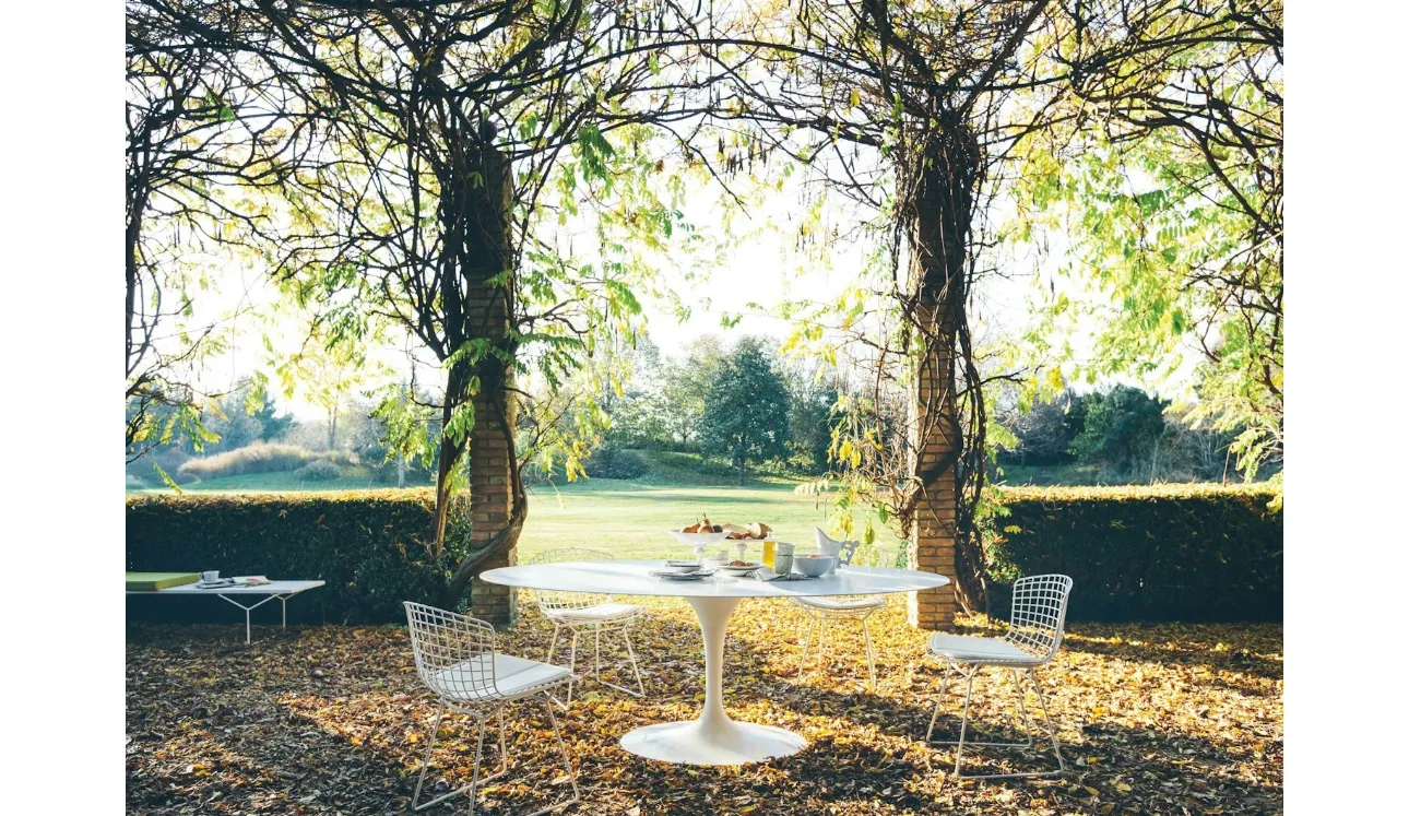 Tavolo da giardino Saarinen Outdoor Dining Table di Knoll