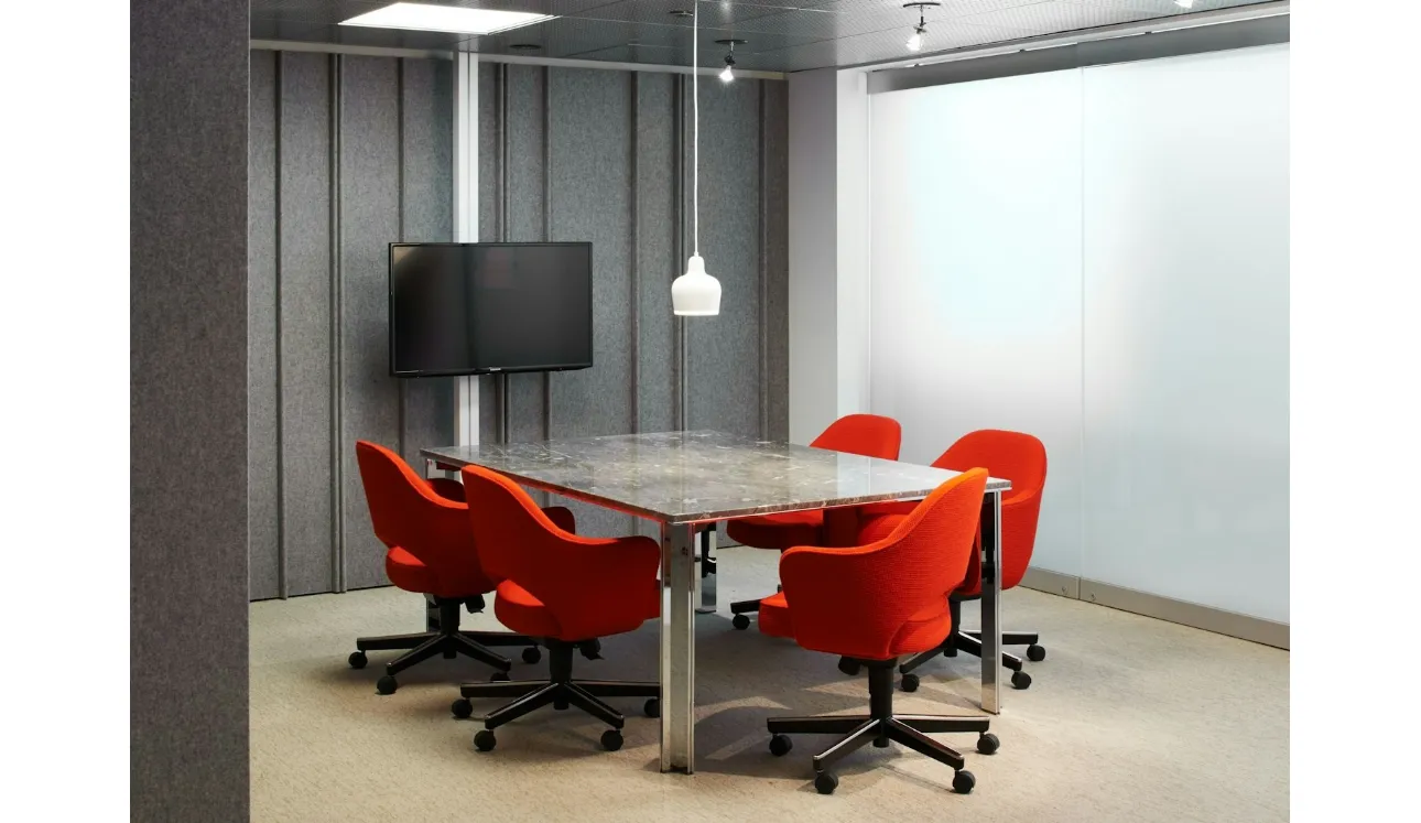 Scrivania Operativa LSM Conference Table di Knoll